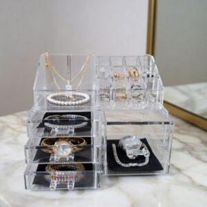 Clear Acrylic Stackable Jewelry & Cosmetic Organizer – 4-Drawer Modular Storage Case with Velvet Lining and Divided Vanity Tray for Rings, Necklaces, and Watches